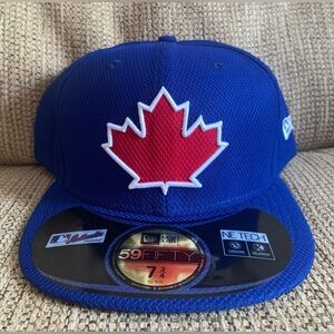 New Era 59Fifty Toronto Blue Jays Canada Maple Leaf Blue Fitted Hat 7 3/4 NWT